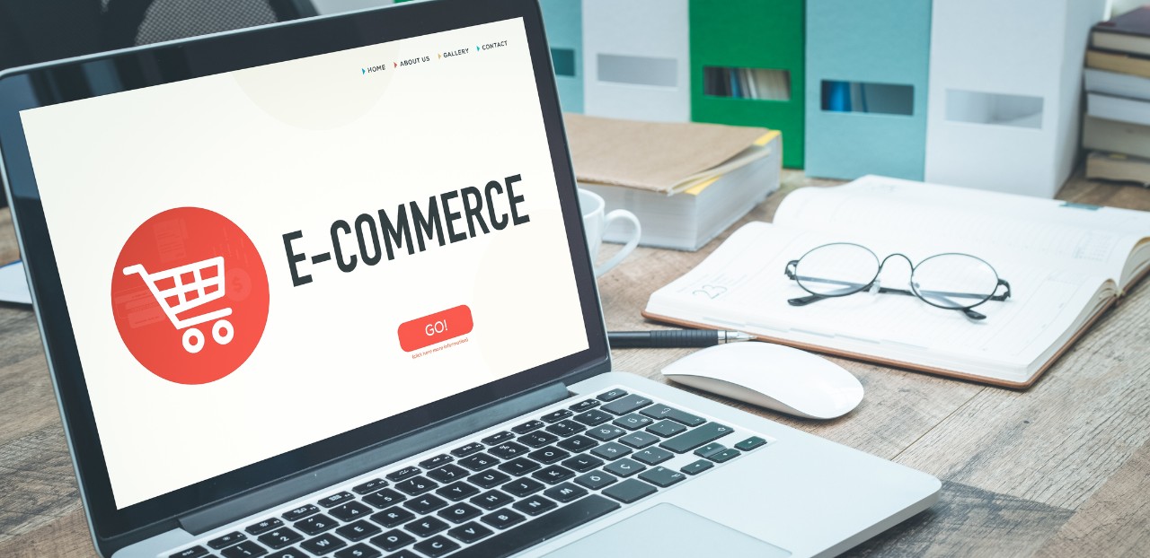 e commerce vs full commerce